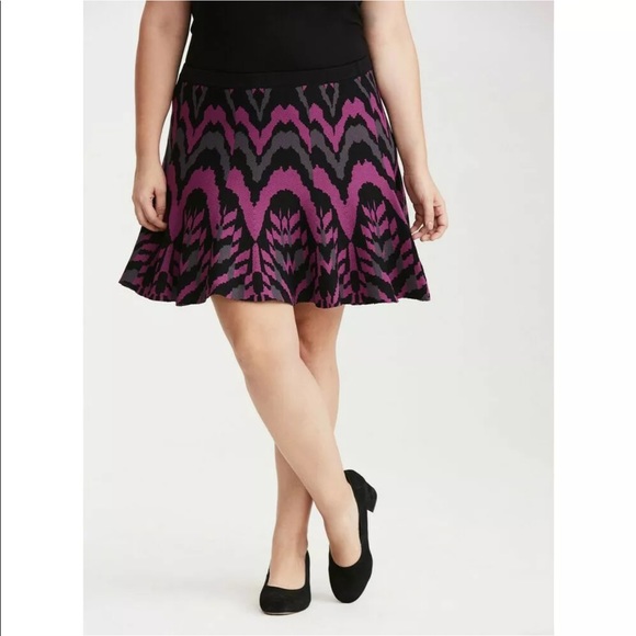 torrid Dresses & Skirts - Torrid purple Chevron Knit Skater Skirt EUC!